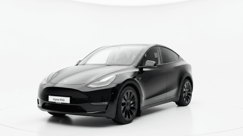 Tesla Model Y chauffeur privé Courchevel - Transfert aéroport électrique premium